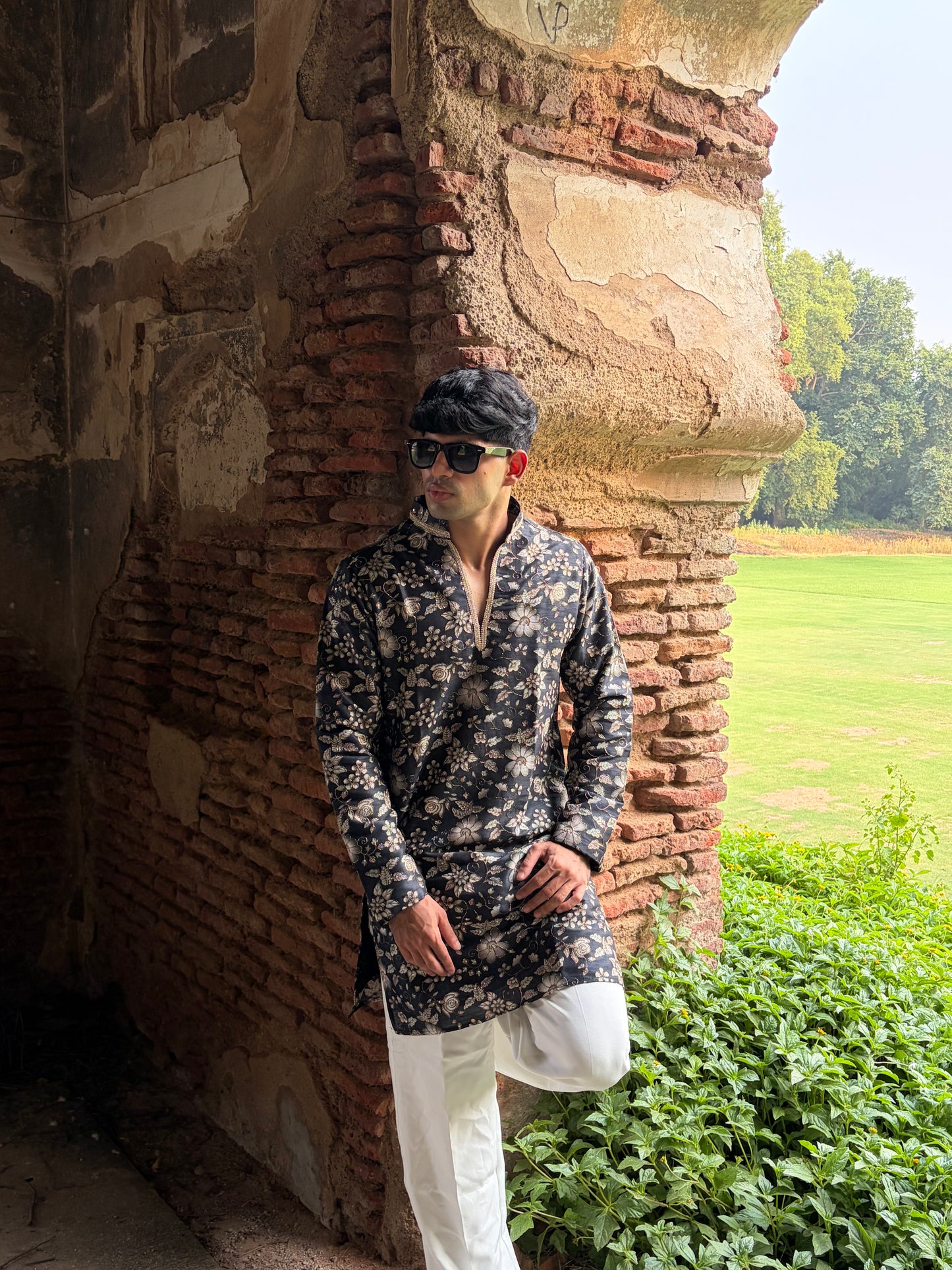 Rivaaz's Men Premium V-Neck Position Kurta