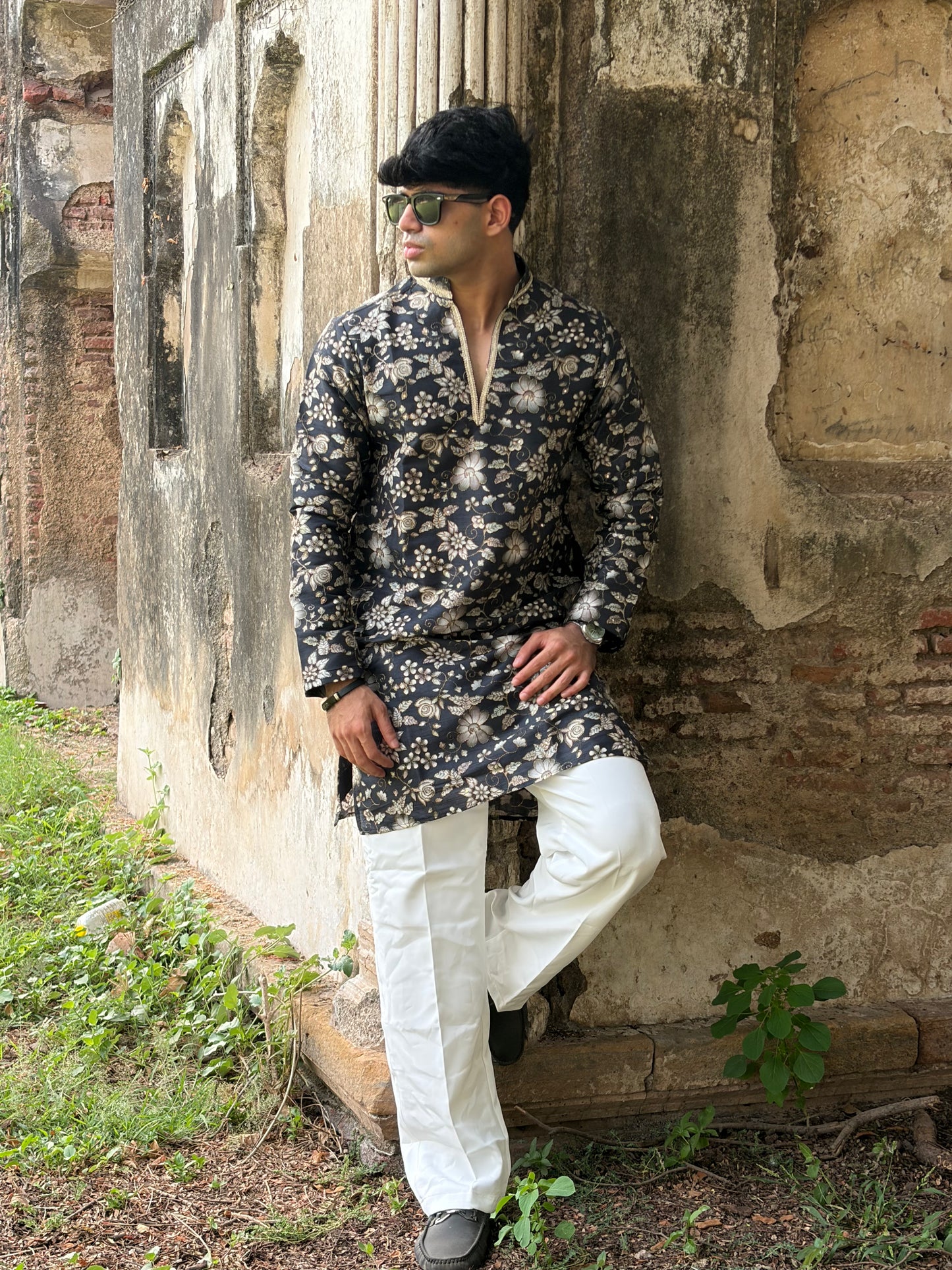 Rivaaz's Men Premium V-Neck Position Kurta
