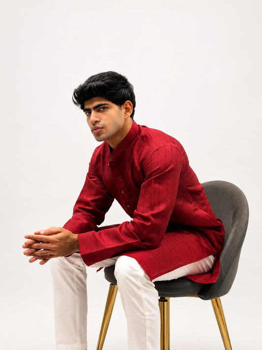 Men's Maroon Textured Ethnic Kurta with Of White Pant