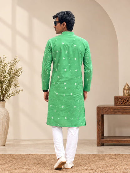 Men’s Cotton Onil Green Printed Kurta